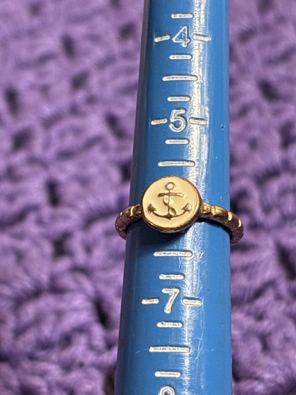 Anchor Ring Size 6 Goldtone White Enamel